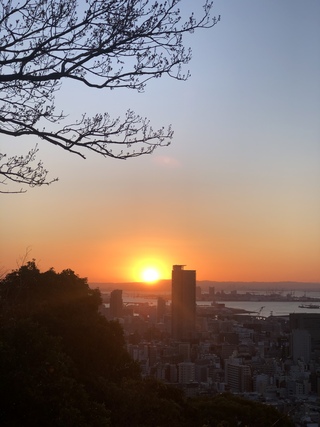 春分の日の出